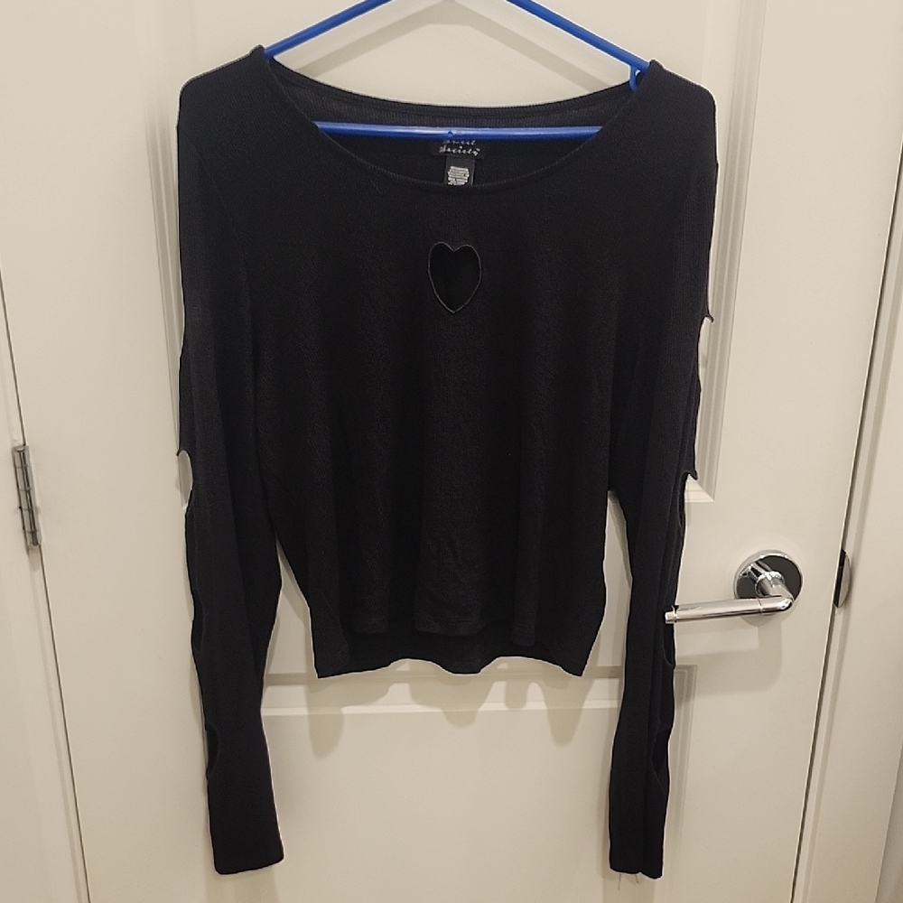 Hot Topic Sweet Society Heart Cutout Long Sleeve Black Top Nightlife Club Bar